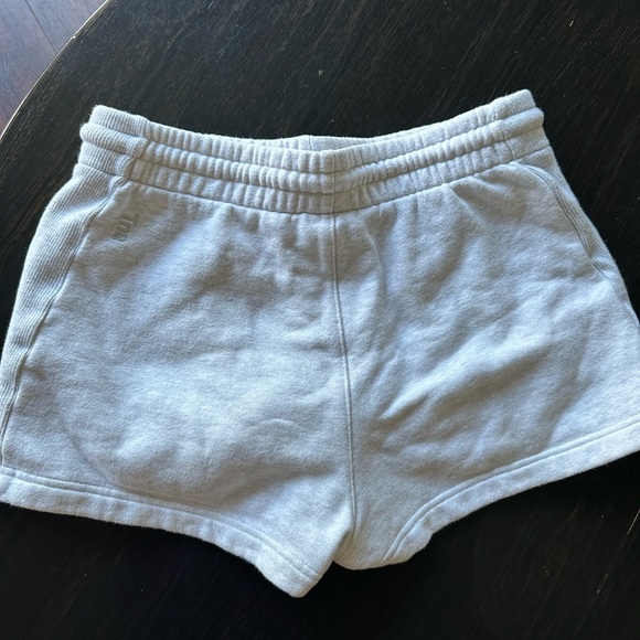 TNA Cozy Fleece Sweatshorts - Picture 2 of 4
